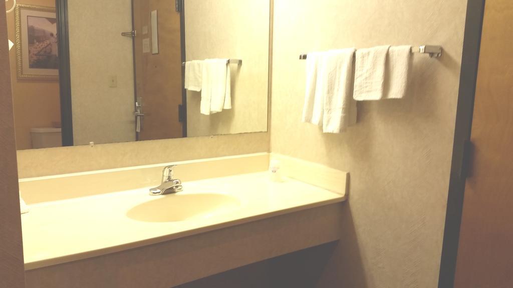 Americas Best Value Inn Ullin Mounds Exteriör bild